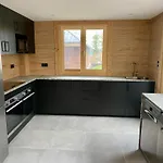 4 Bedroom, 4 Bathroom, Hot Tub, Centre Apartmán *